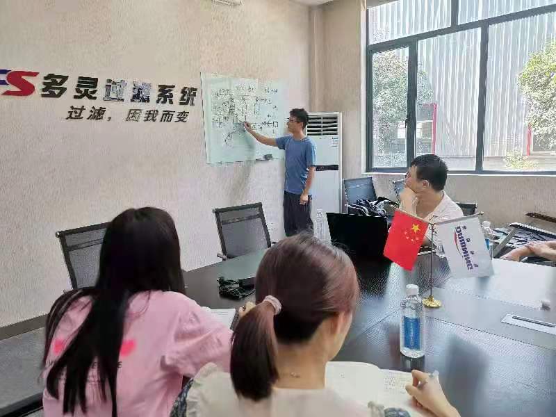 多靈技術(shù)培訓(xùn)，只為更好的服務(wù)